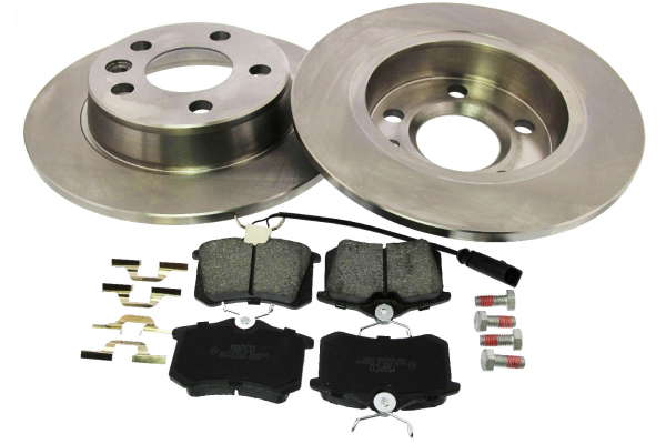 Kit disques et plaquettes de frein