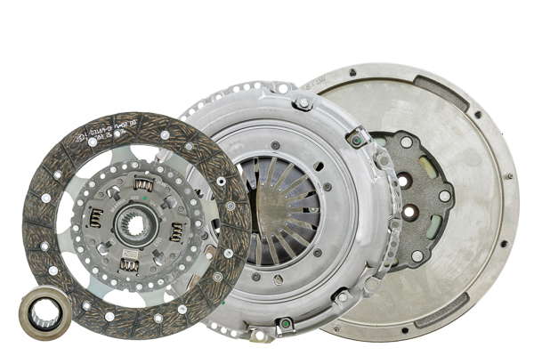 Kit embrayage plus volant moteur