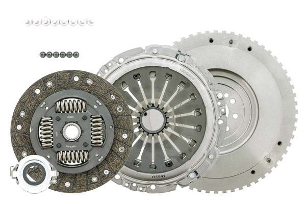 Kit embrayage plus volant moteur