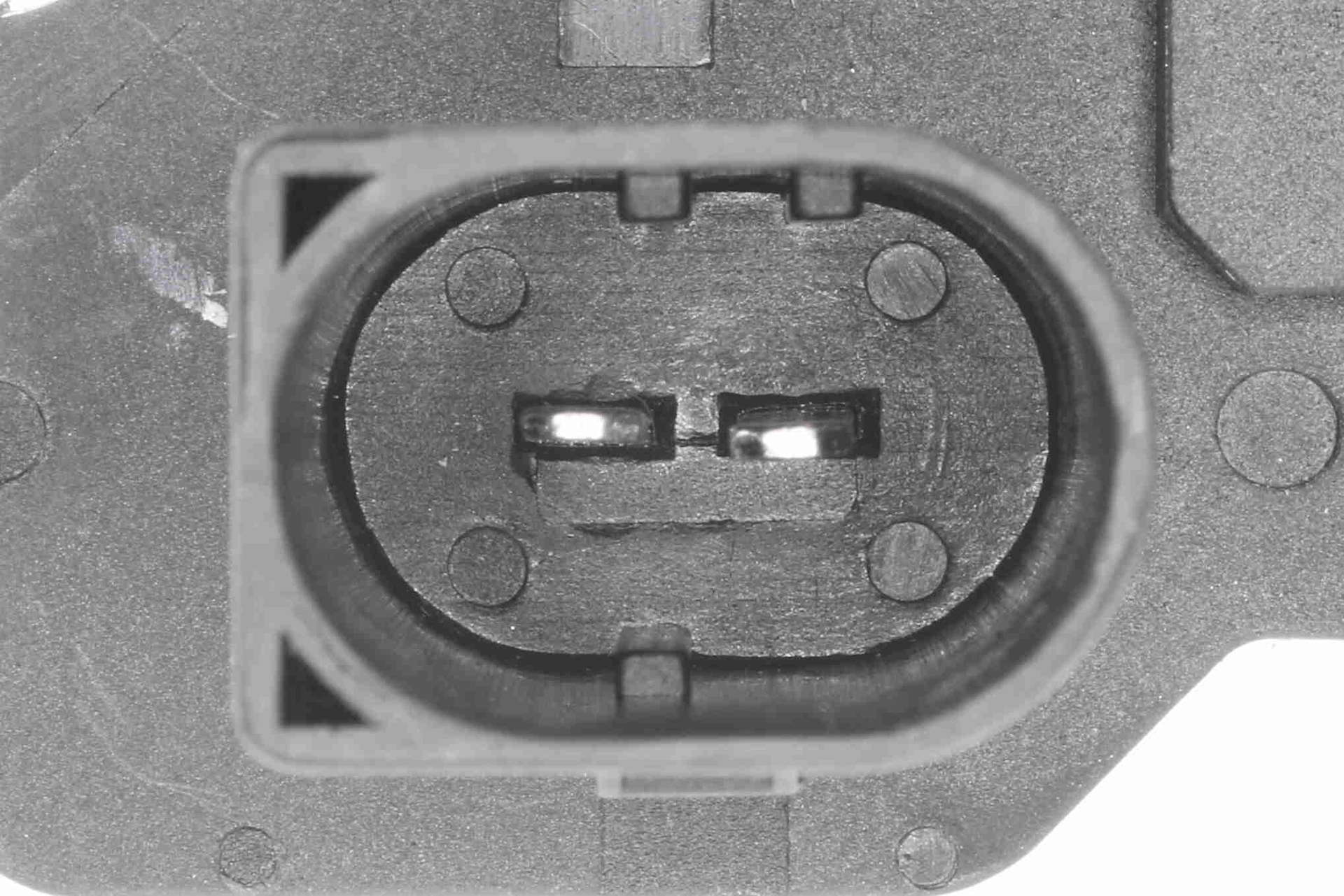 V10-77-0014_03