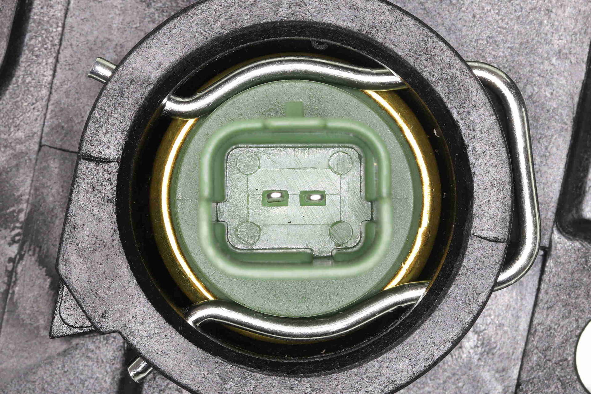 V22-99-0024_03