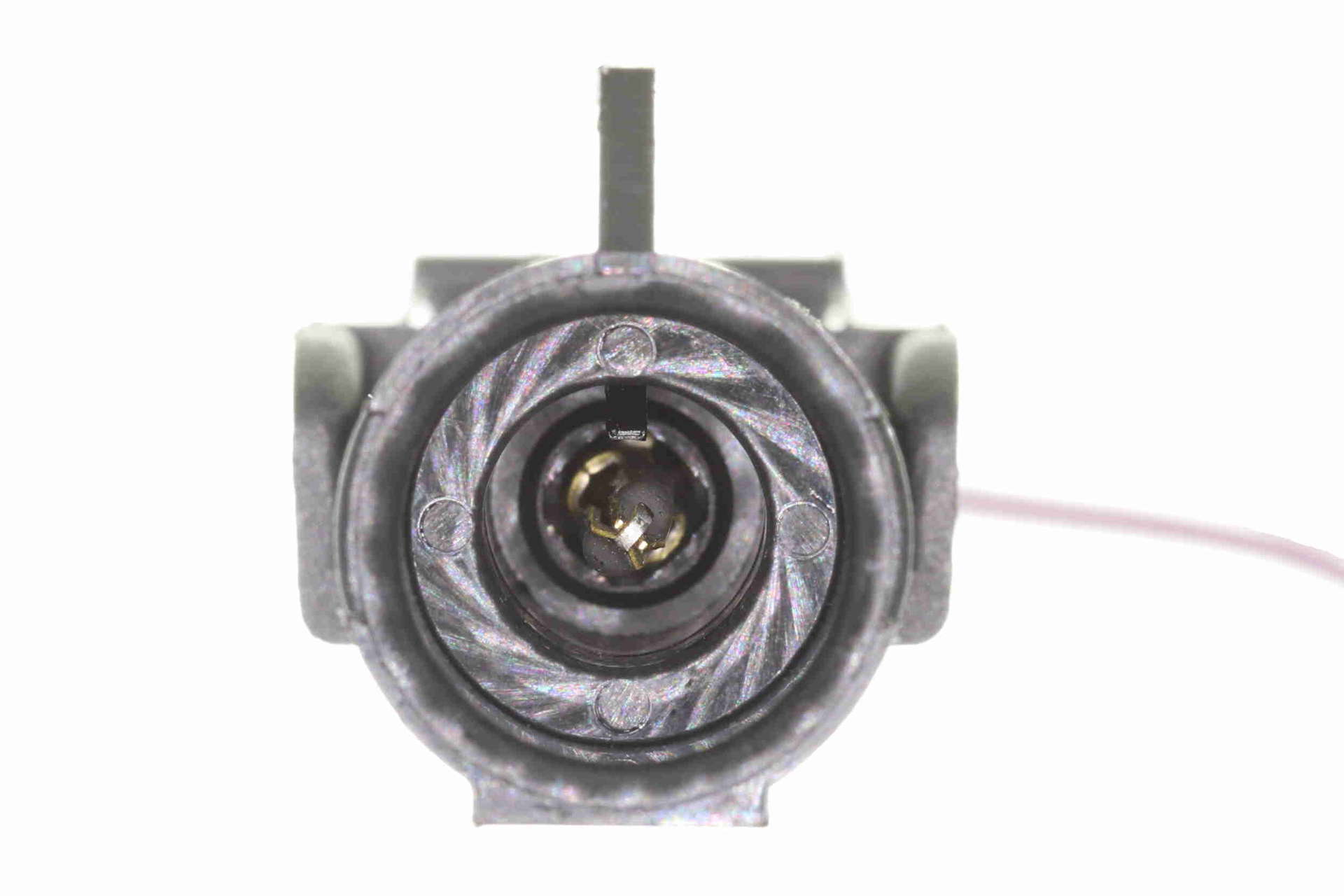 V40-76-0001_03
