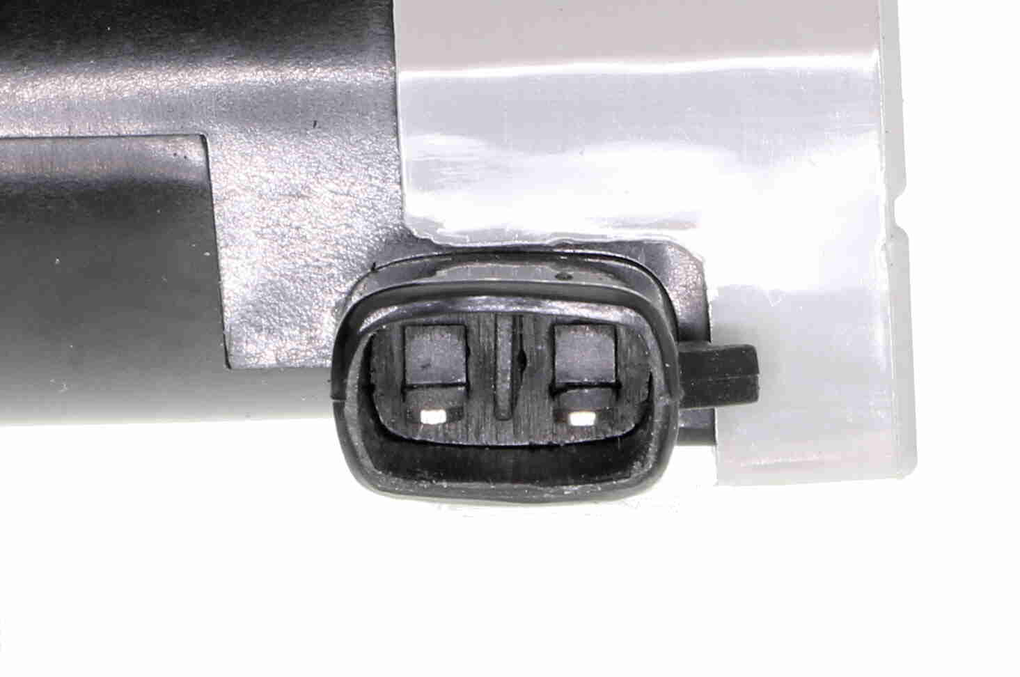 V46-70-0001_03