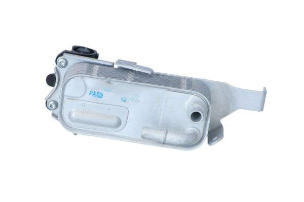 RH - BMW X3 2.0 11- OILCOOLERS, AUT