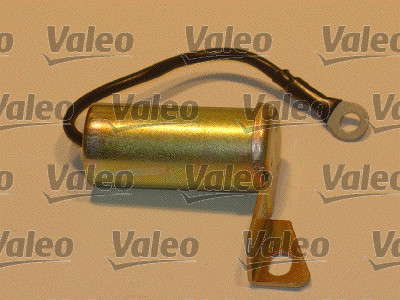CONDENSATEUR D702