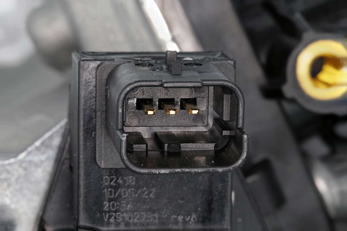 EGR VALVE_700476_04