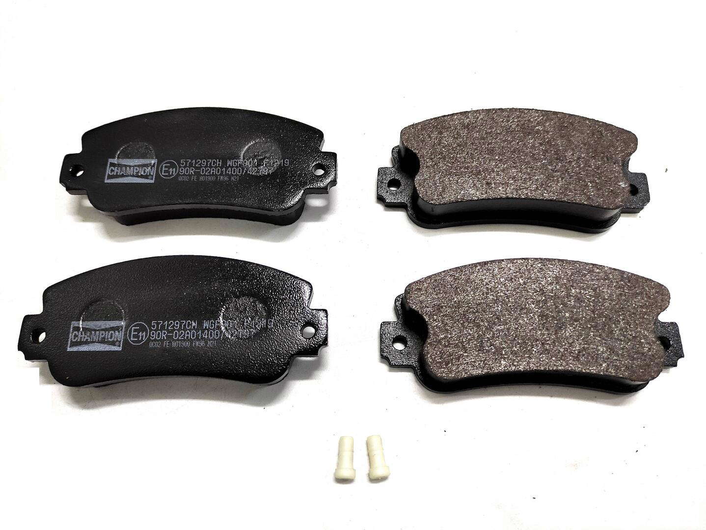 Jeu de plaquettes de frein avant
