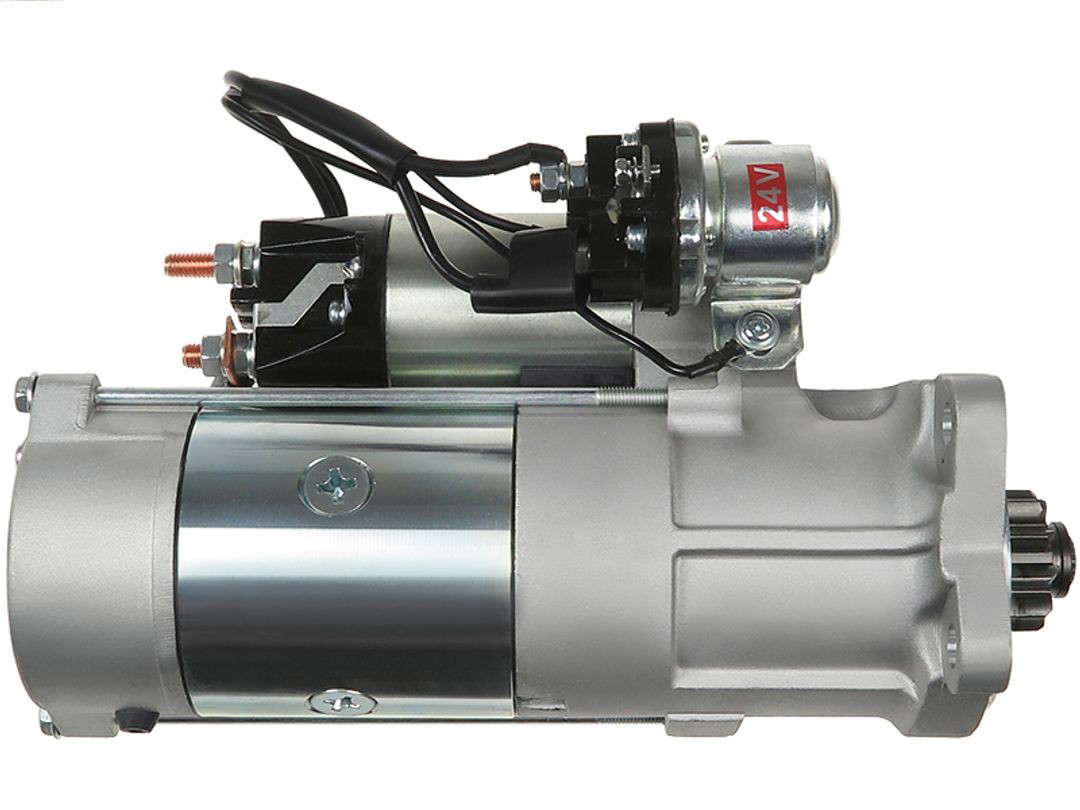 243136