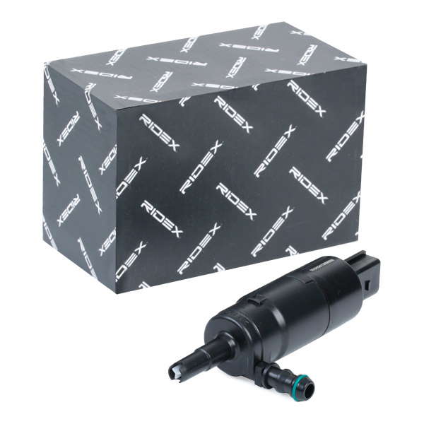 Pompe à eau, nettoyage des phares